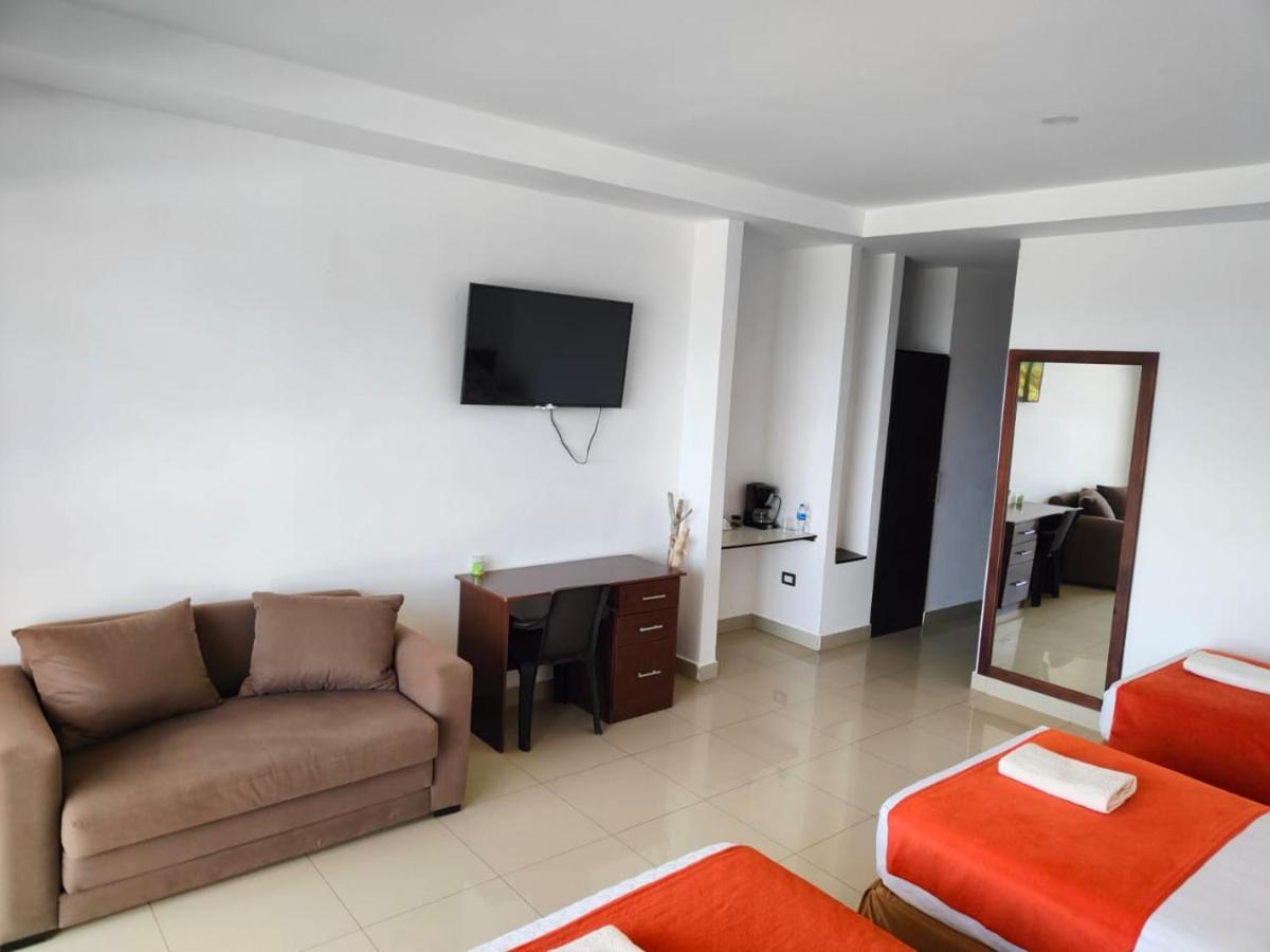Hotel Punta Azul 페데르날레스 외부 사진