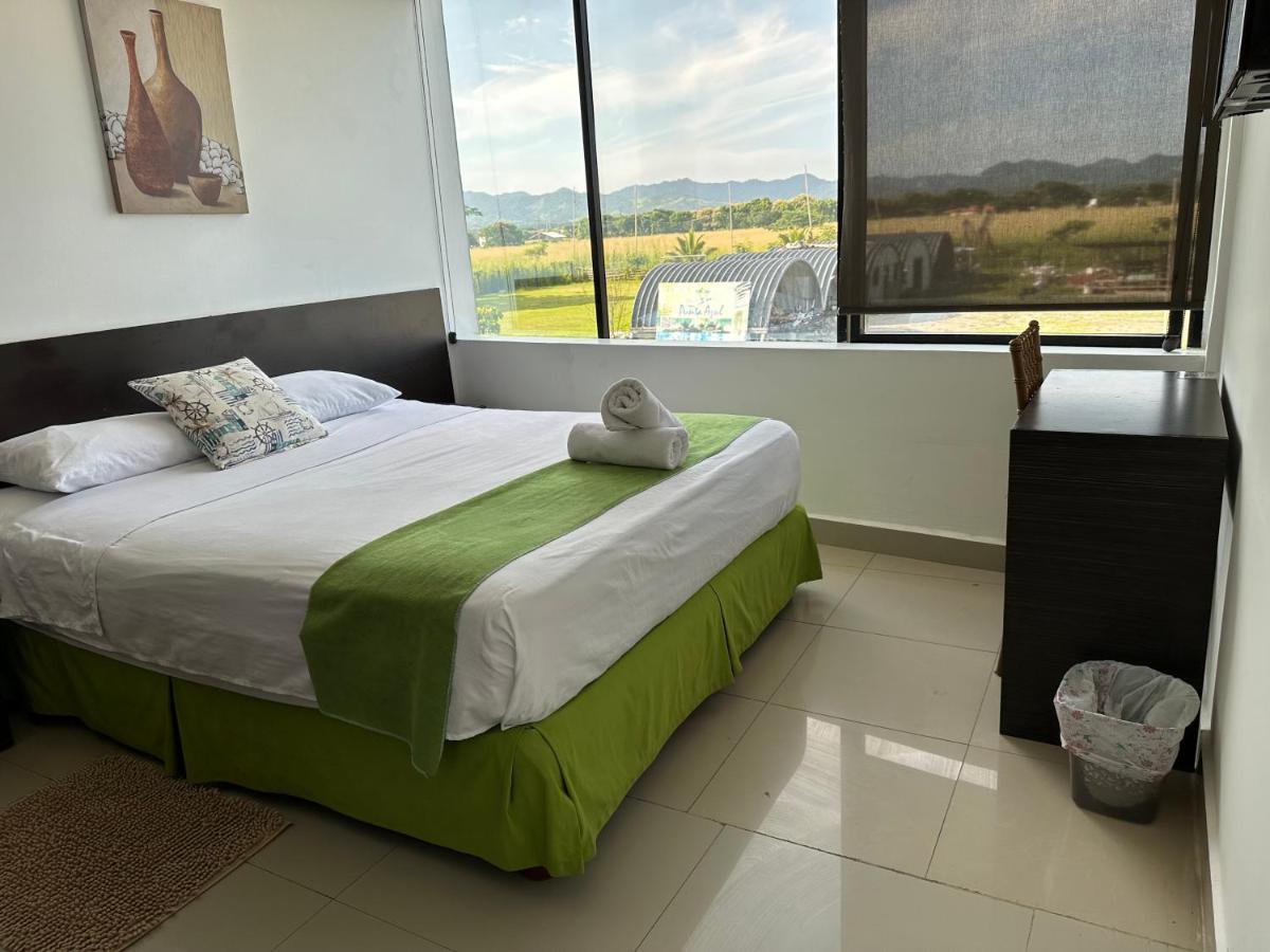 Hotel Punta Azul 페데르날레스 외부 사진